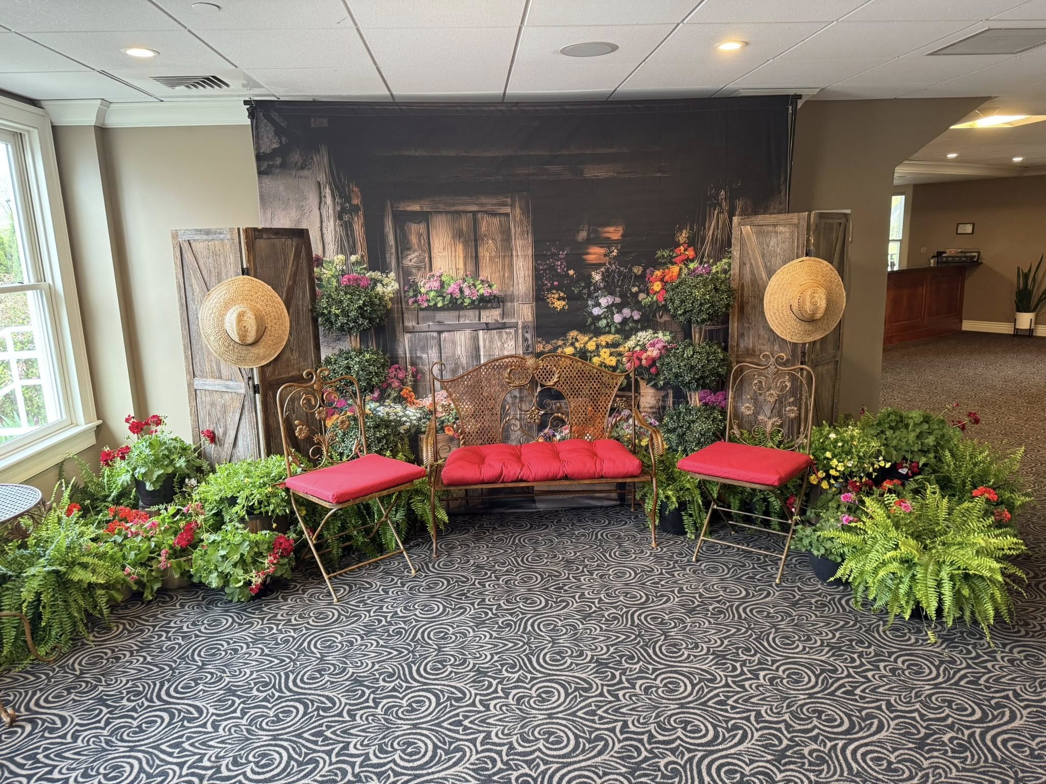 Toile de fond Printemps Marché de Fleurs Rustique Porte en Bois LXX2-63