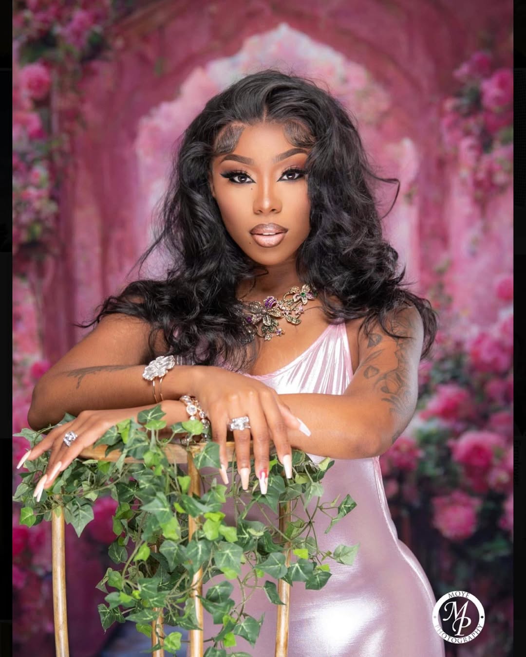 Toile de Fond Peinte de Couloir de Fleurs Roses M-26