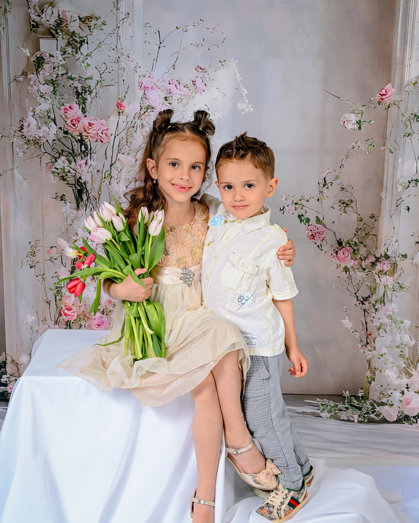 Toile de fond Fête des Mères Roses Roses Épanouies Archway GQ2-183