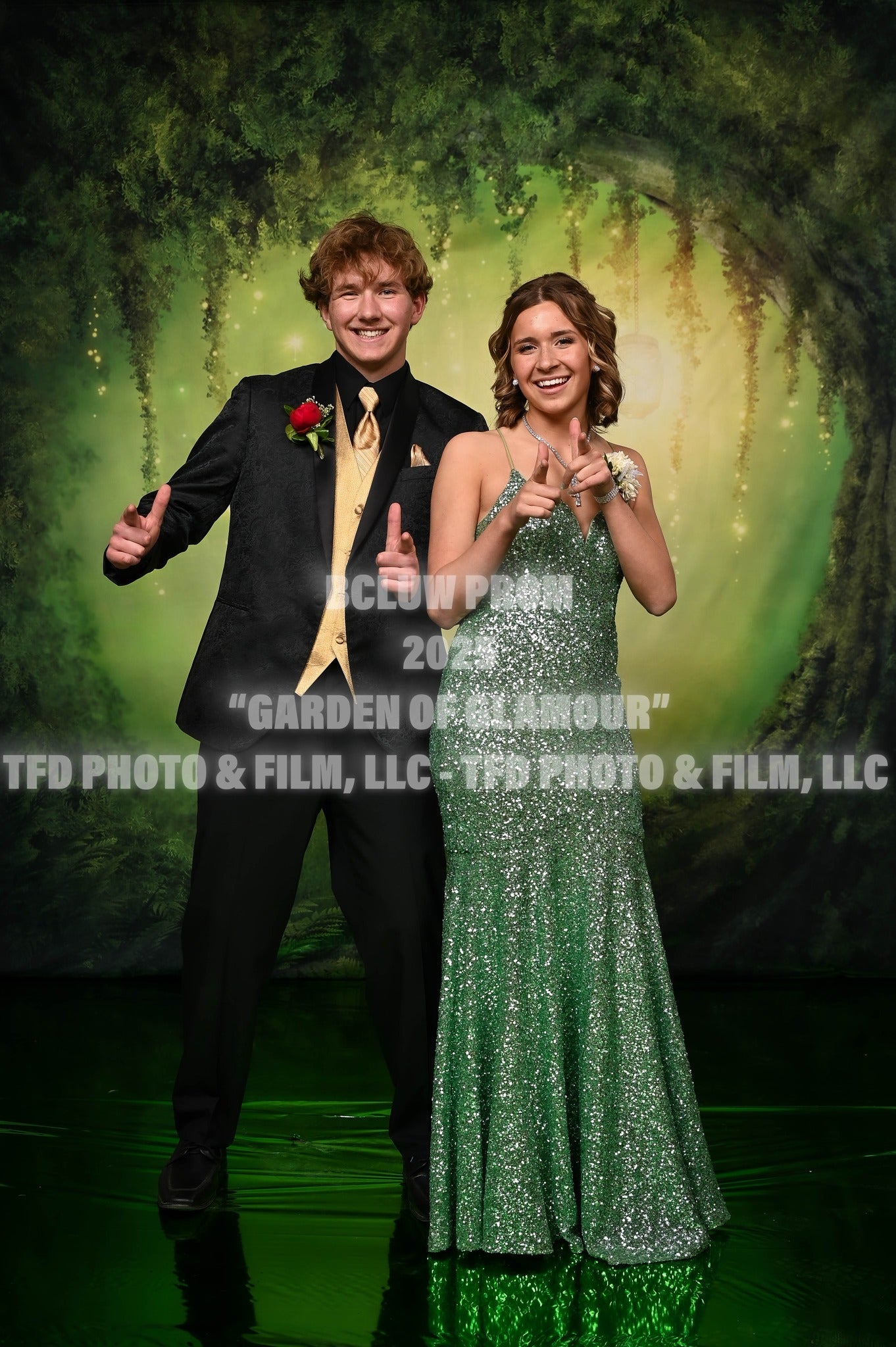 Toile de fond de bébé Toile de fond de conte de fées Fond de grotte mystérieuse J03529