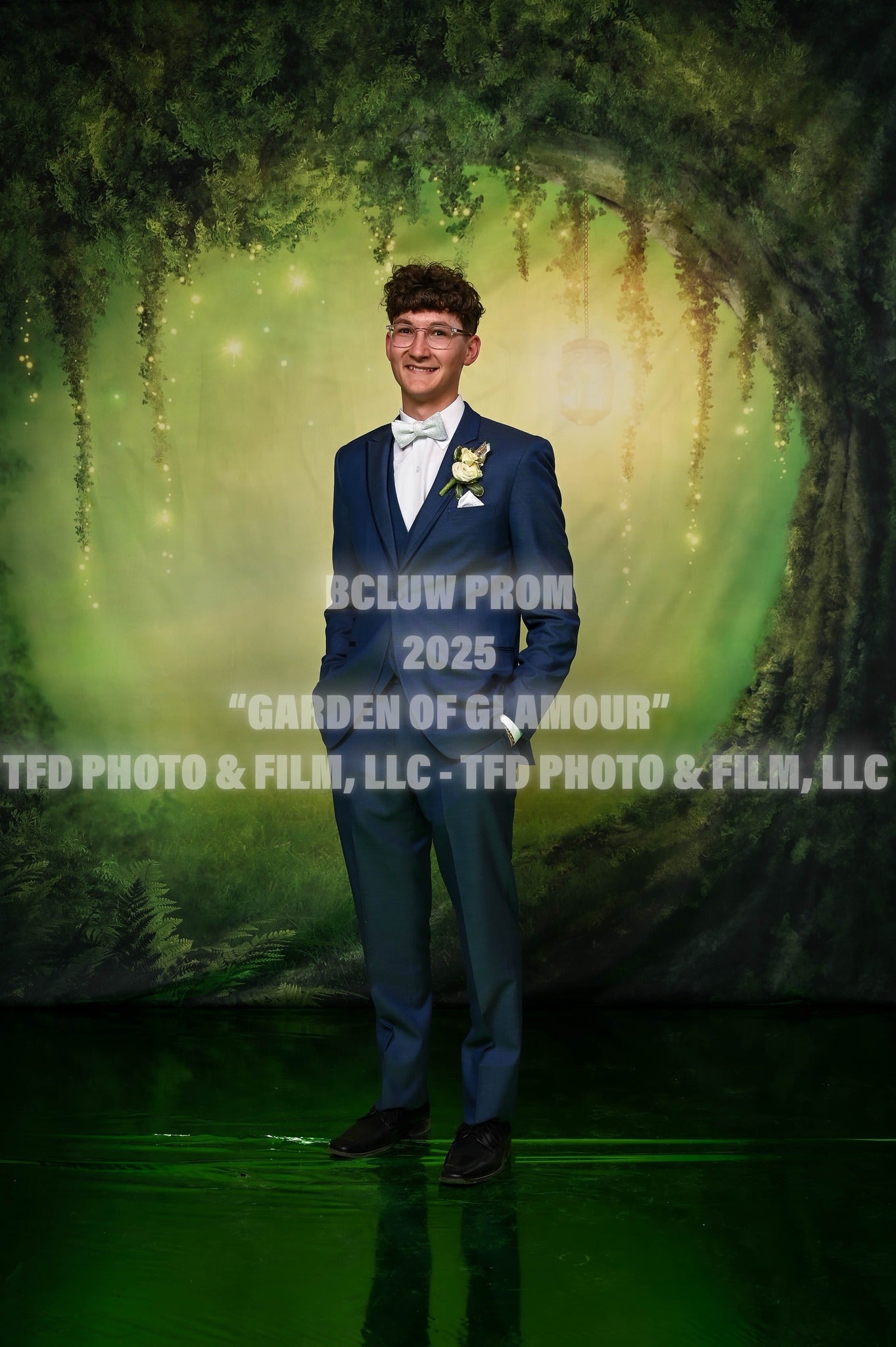 Toile de fond de bébé Toile de fond de conte de fées Fond de grotte mystérieuse J03529