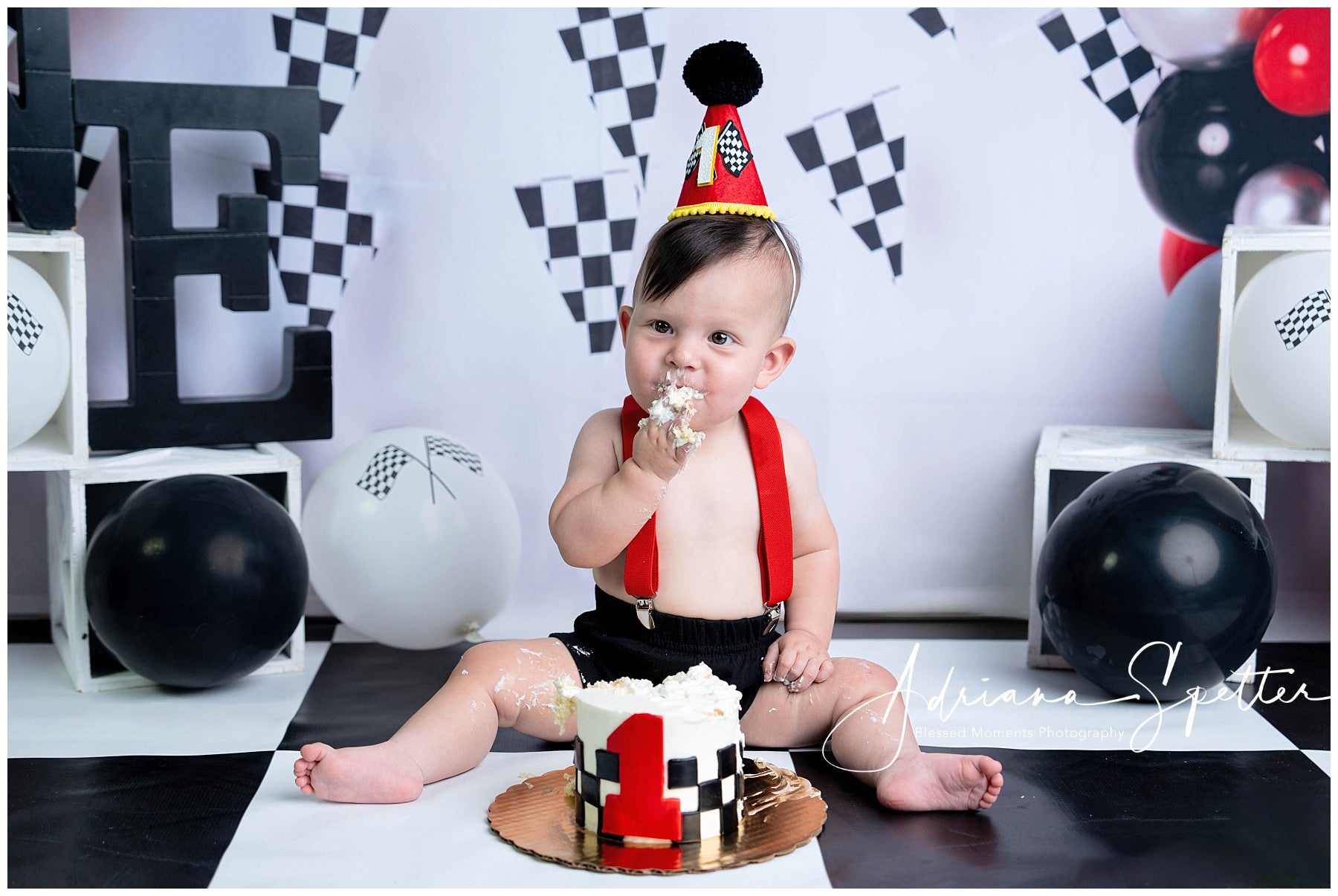 Fonds pour cake smash Voiture de course Arche de ballons Fond d'anniversaire MRR10-21