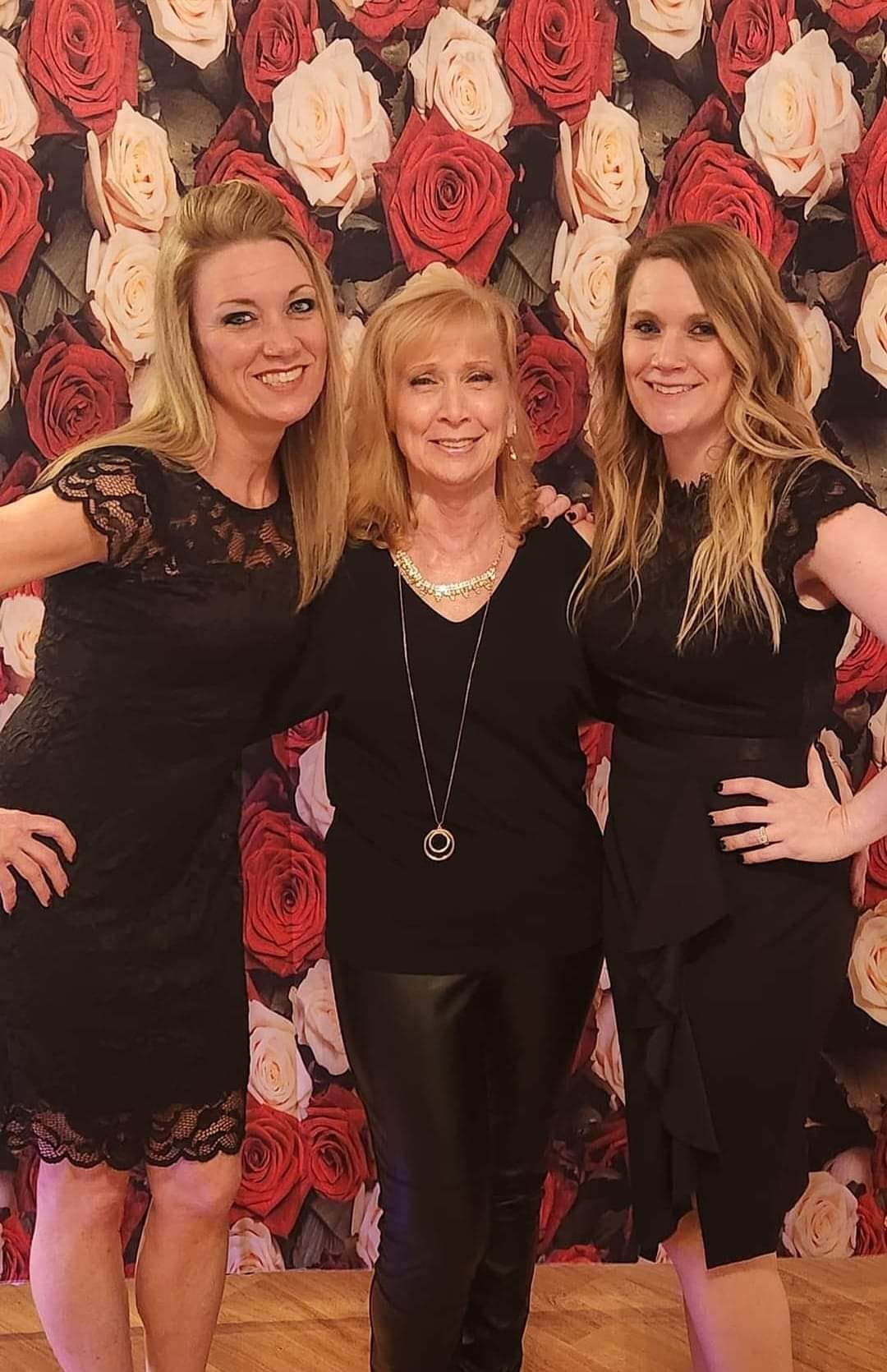 Toile de fond de fleur de mur de Rose blanche rouge pour la photographie F-2429