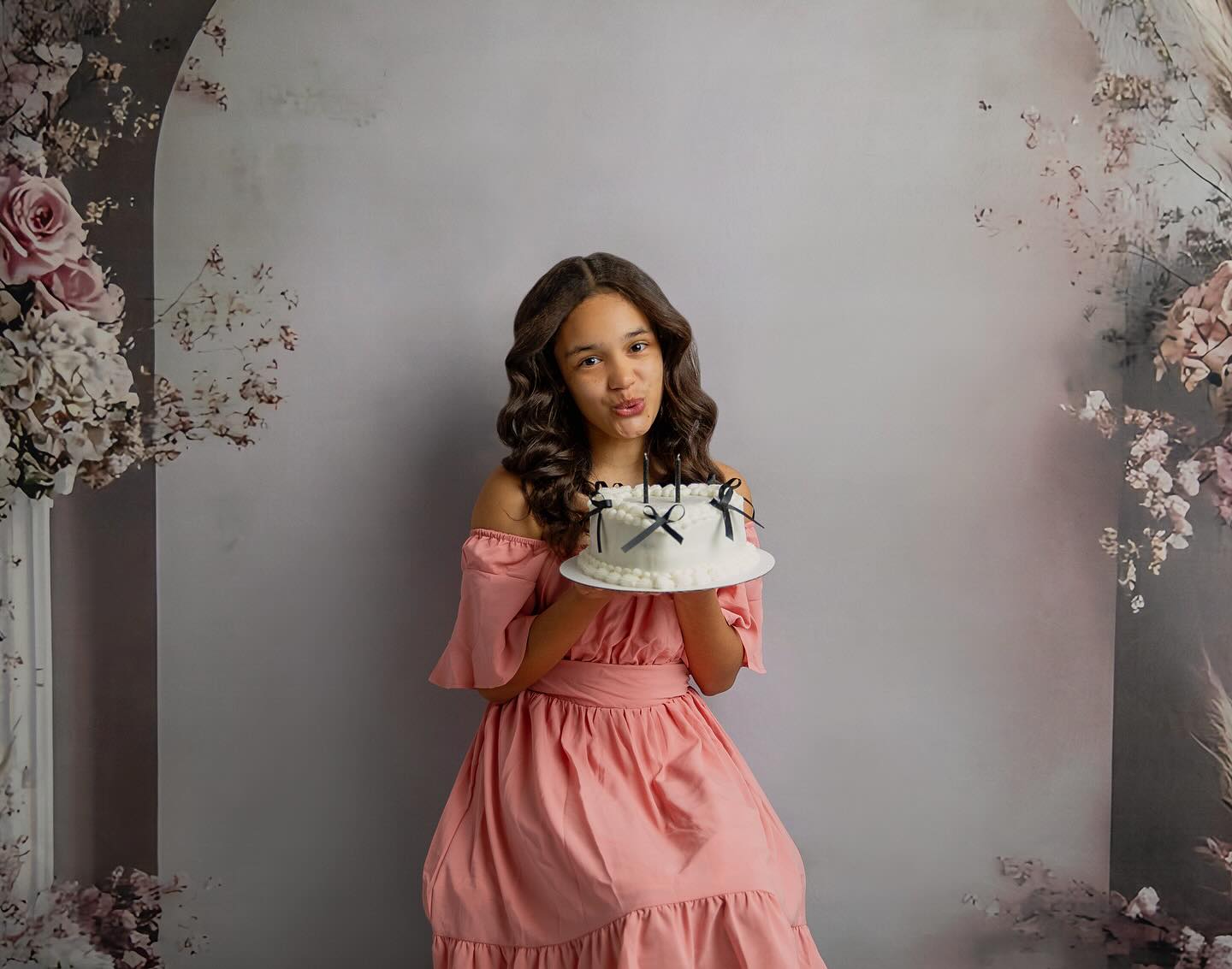 Fond Photo Floral Arche Élégante de Fleurs Roses BRP2-80