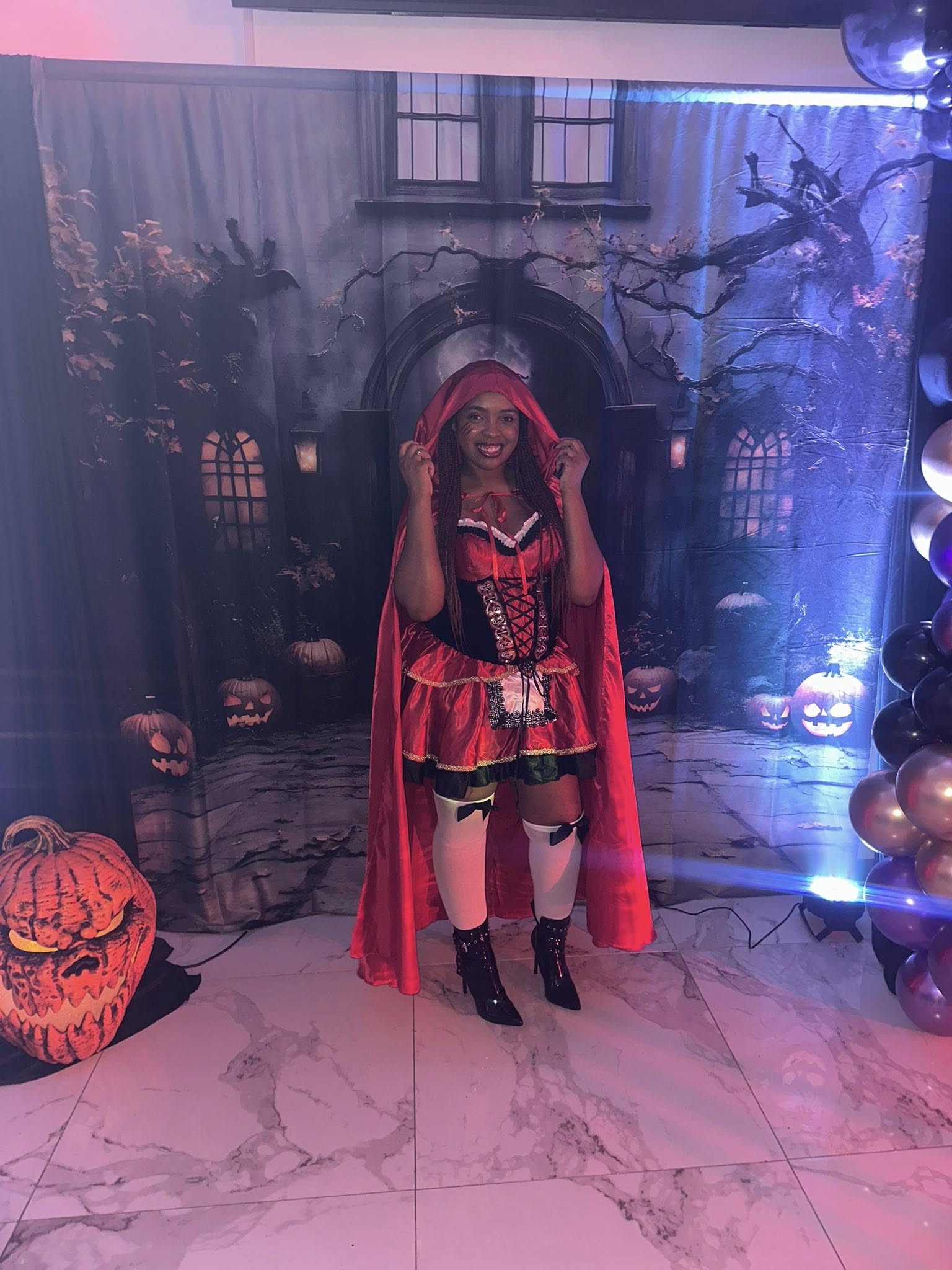 Toile de Fond Porte du Cimetière pour Nuit Effrayante d'Halloween RR8-373