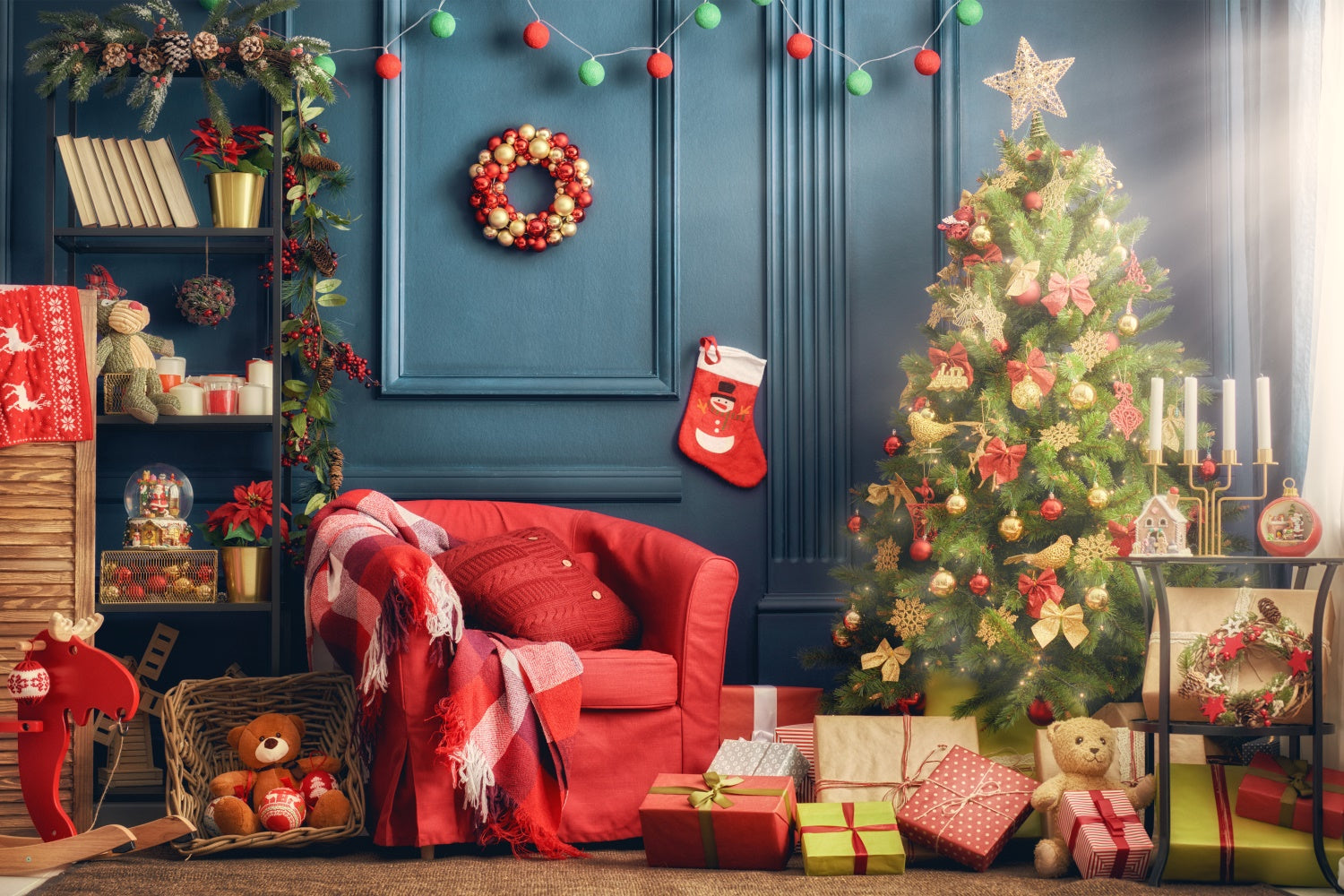 Toile de fond Canapé rouge festif avec sapin de Noël BRP8-313