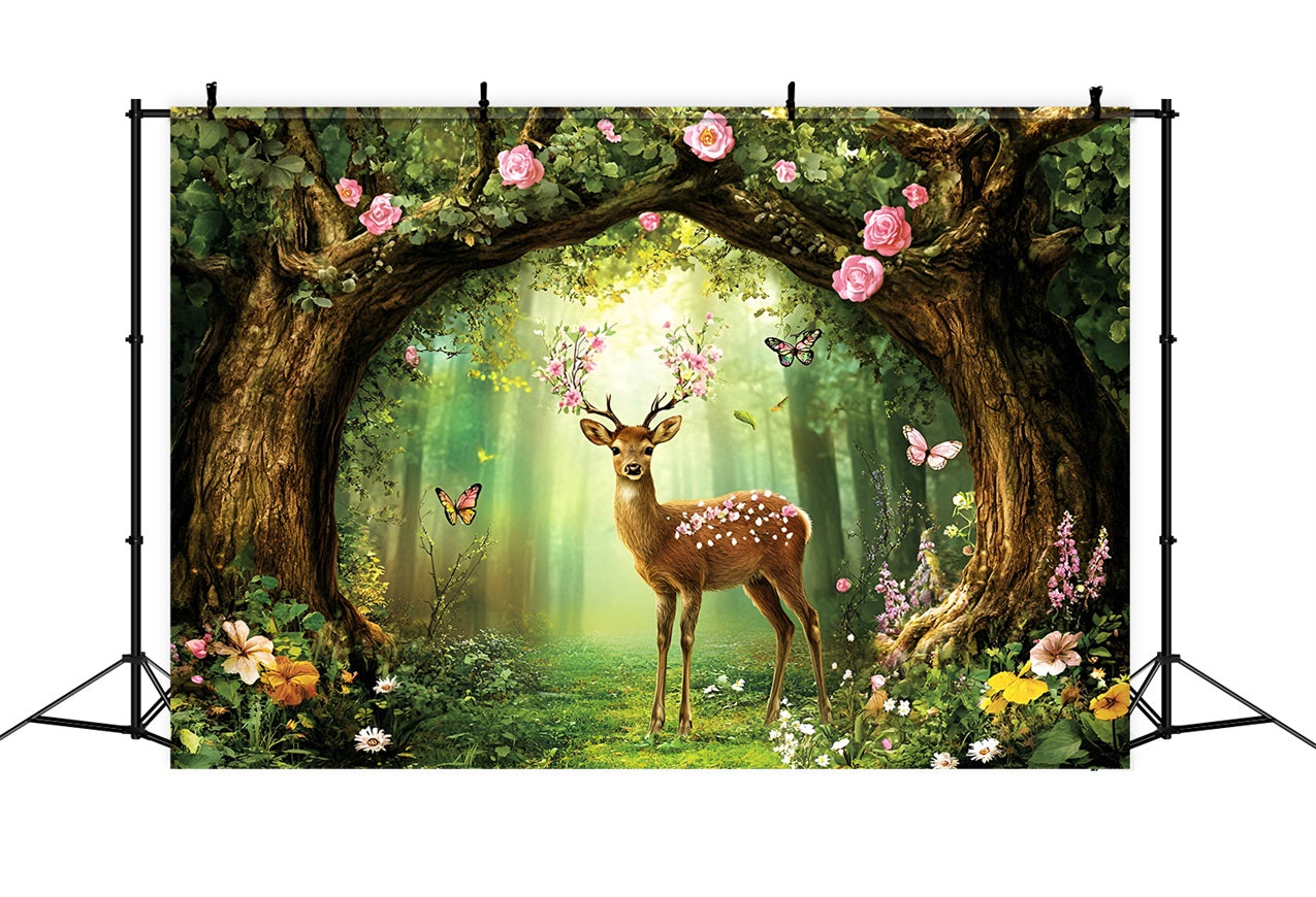Toile de fond Forêt Fawn Gazon Cerf Fleurs Papillons CSH4-82