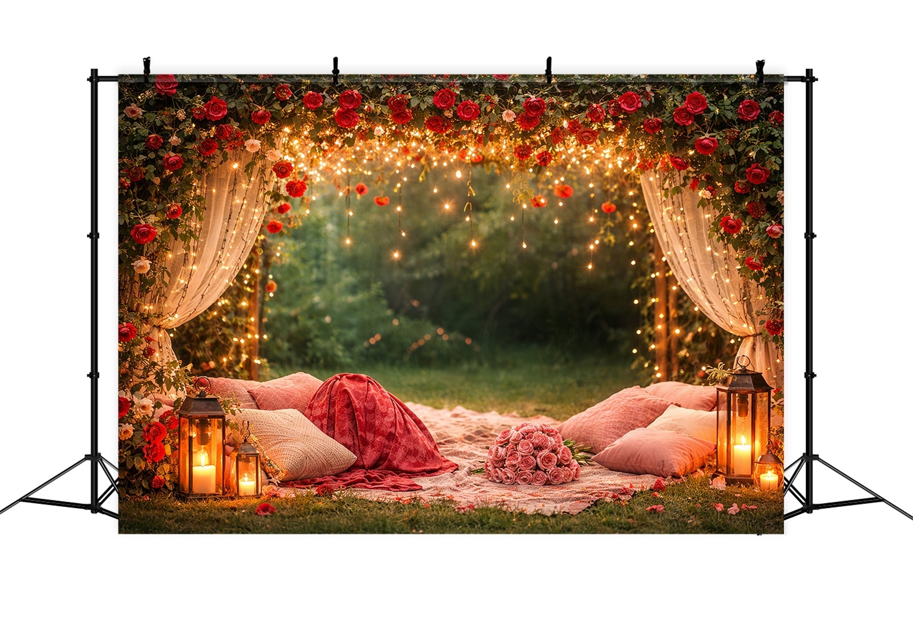 Toile de fond avec roses rouges Toile de fond avec arche florale drapée et scintillante Toile de fond pour la Saint-Valentin LXX512-93
