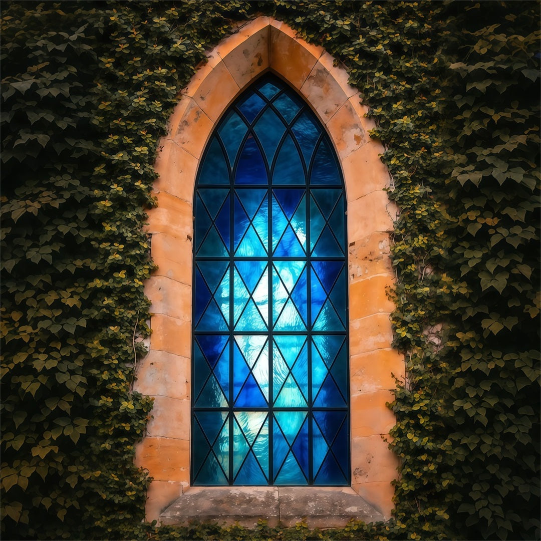 Fond Studio Pâques Fenêtre Gothique Bleue Encadrée de Lierre LXX62-66