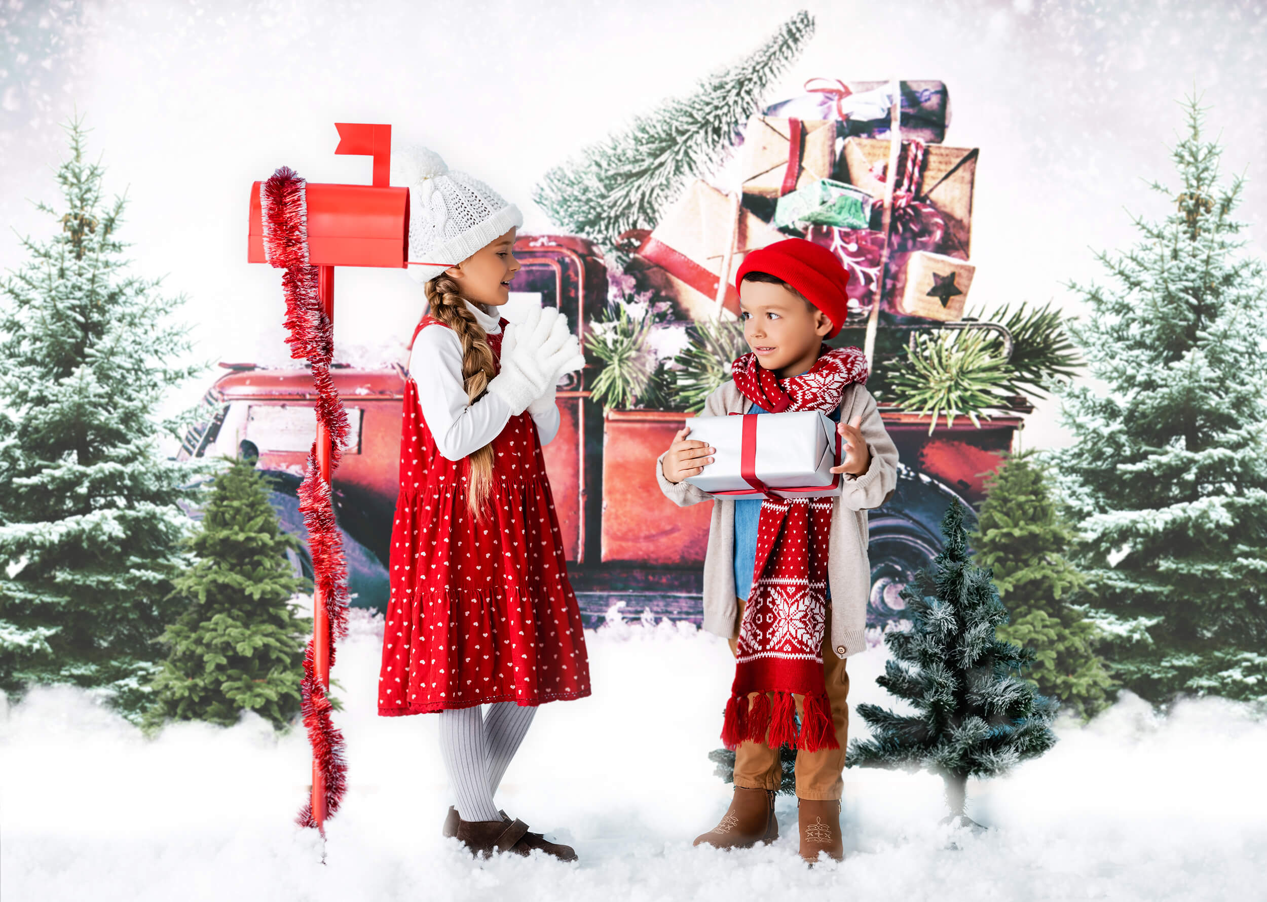 Toile de fond camion rouge de Noël avec pin Cadeaux M9-18