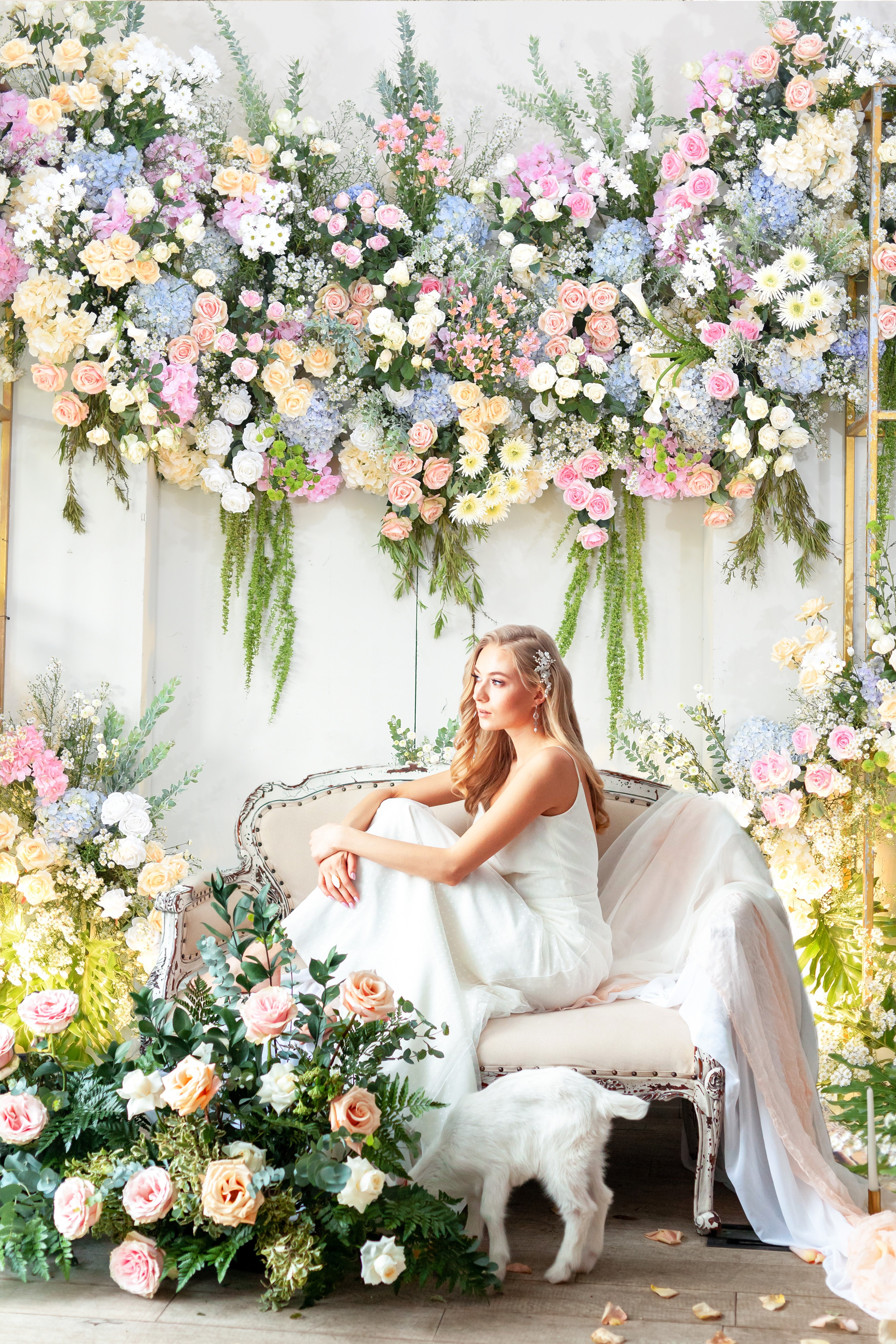 Esthero Toile de fond sacrée sur le thème du mariage avec des fleurs colorées RR4-38