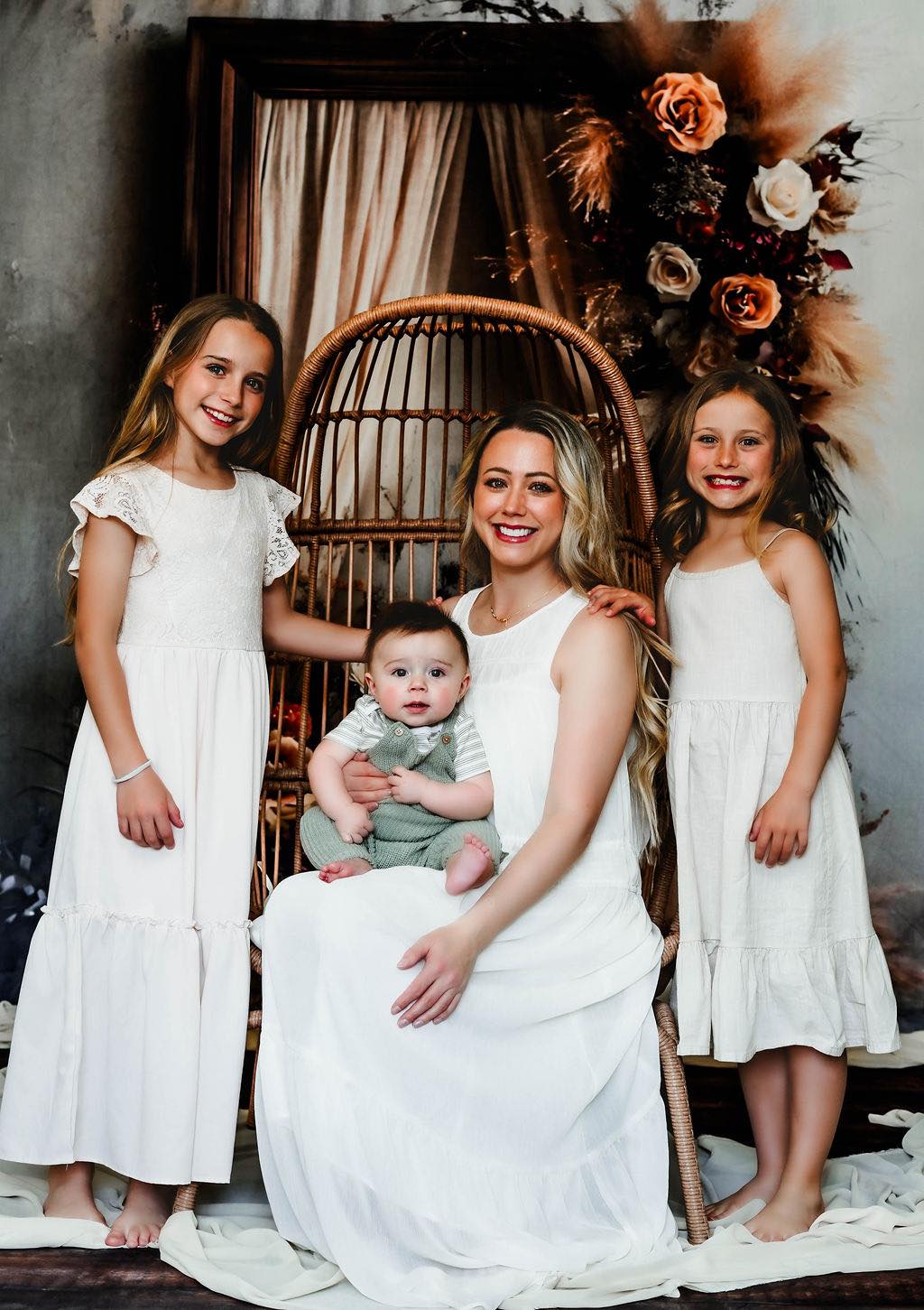 Toile de Fond Cadre en Bois avec Fleurs Bohèmes Luxuriantes RR8-520