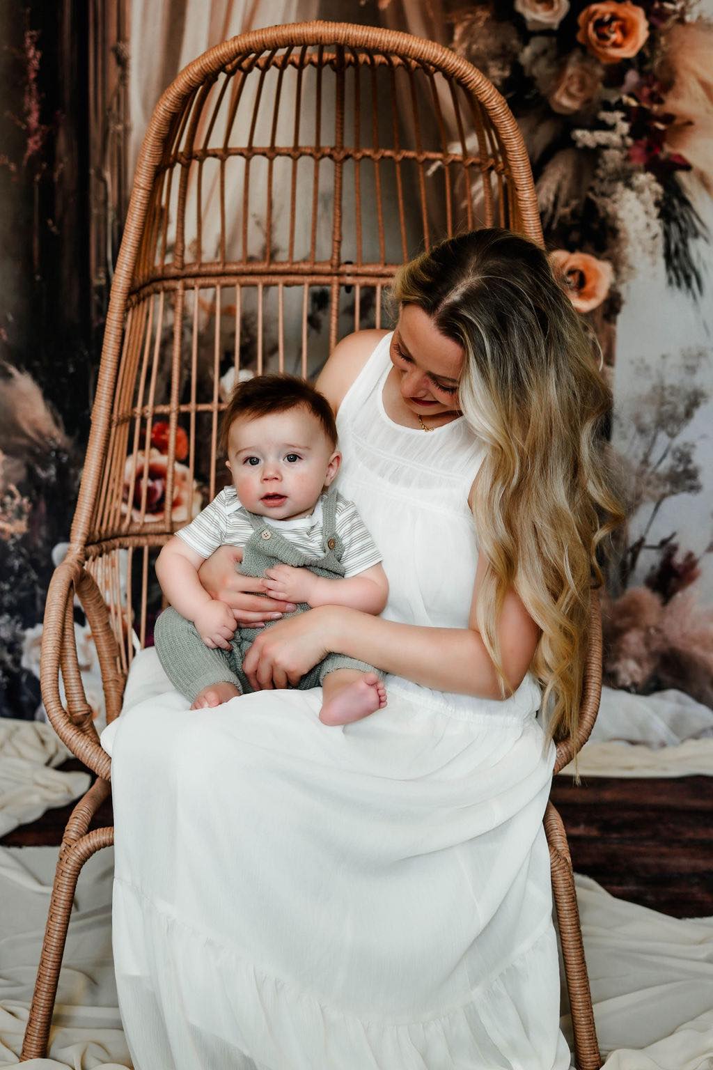 Toile de Fond Cadre en Bois avec Fleurs Bohèmes Luxuriantes RR8-520