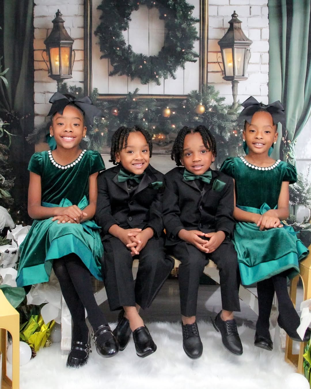 Toile de fond Fenêtre Cheminée Sapins de Noël RR8-120