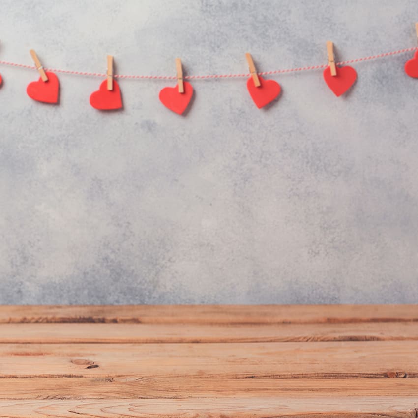 Toile de fond en bois de texture de coeur d'amour de Valentine D1035