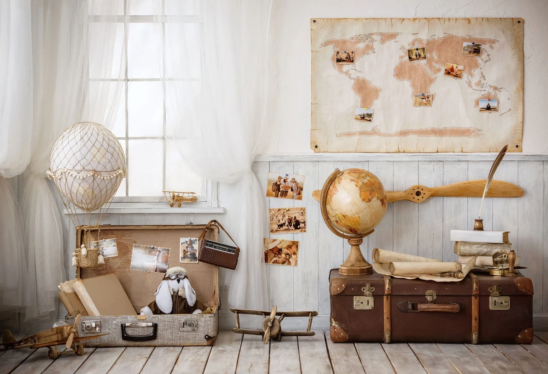 Toile de fond de retour à l'école Aventurier Voyage autour du monde Pilot