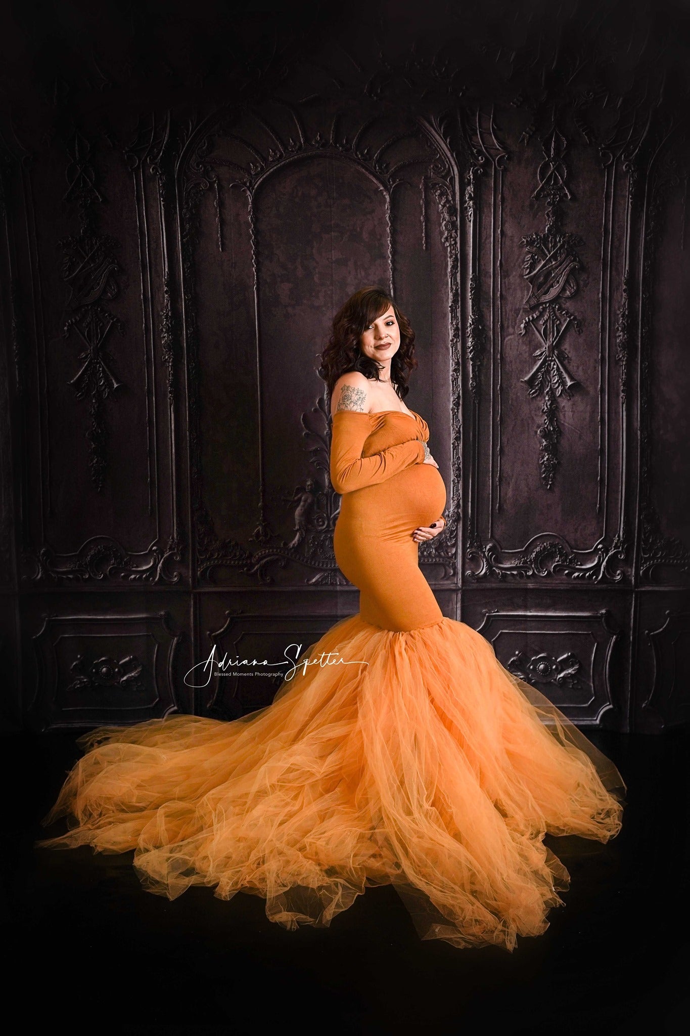 Fond vintage Mur vintage noir orné Fond mural rétro MRR10-38