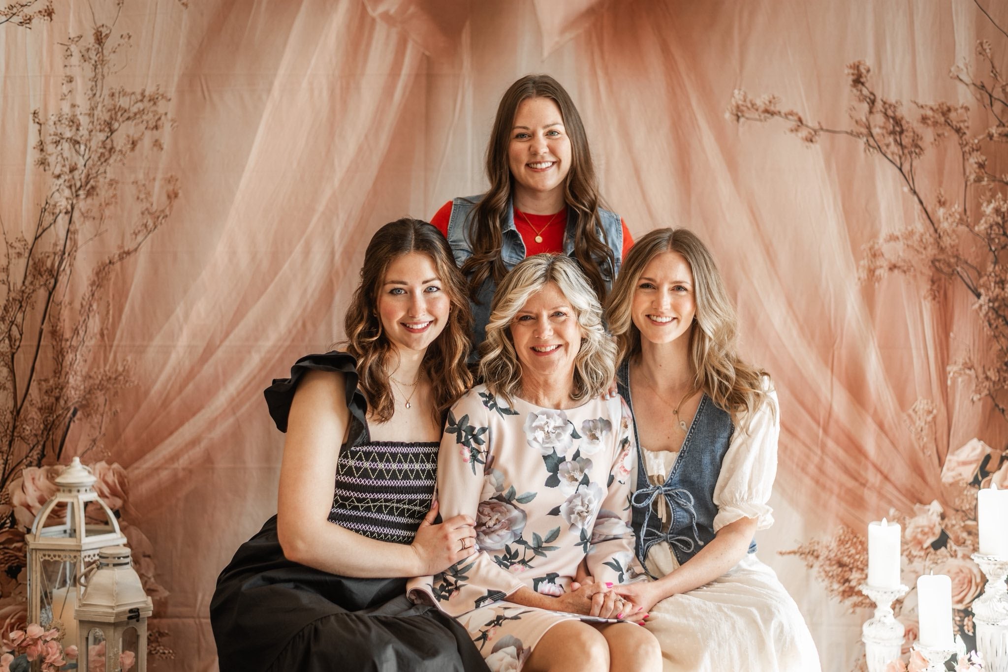 Toile de Fond Joyeuse Fête des Mères Nœud de Soie Floral Rêveur GQ2-119