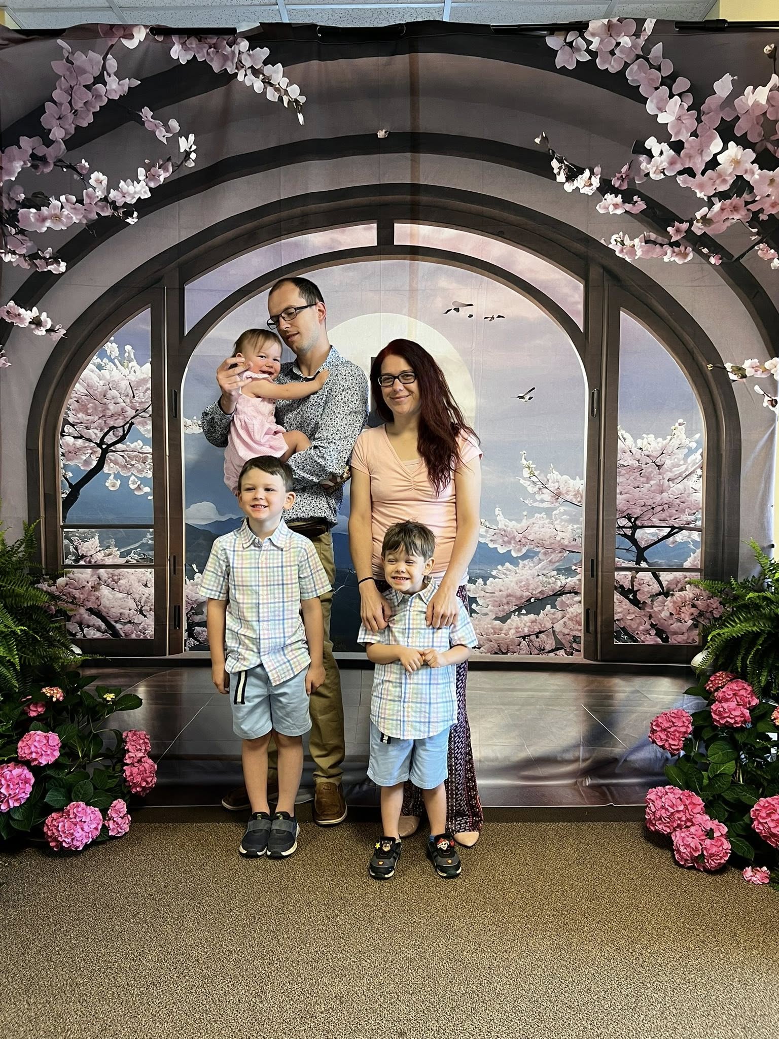 Toile de Fond Pâques Croix Fleurie Fenêtre Encadrée BRP11-322