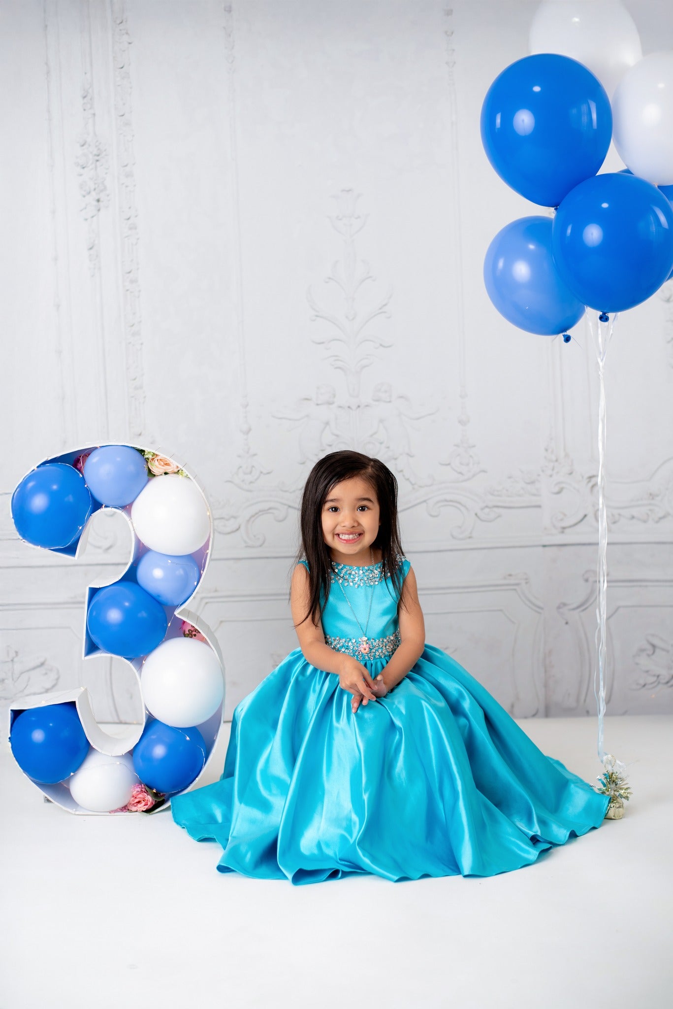 Toile de fond élégante de mur rétro blanc pour les photos D857