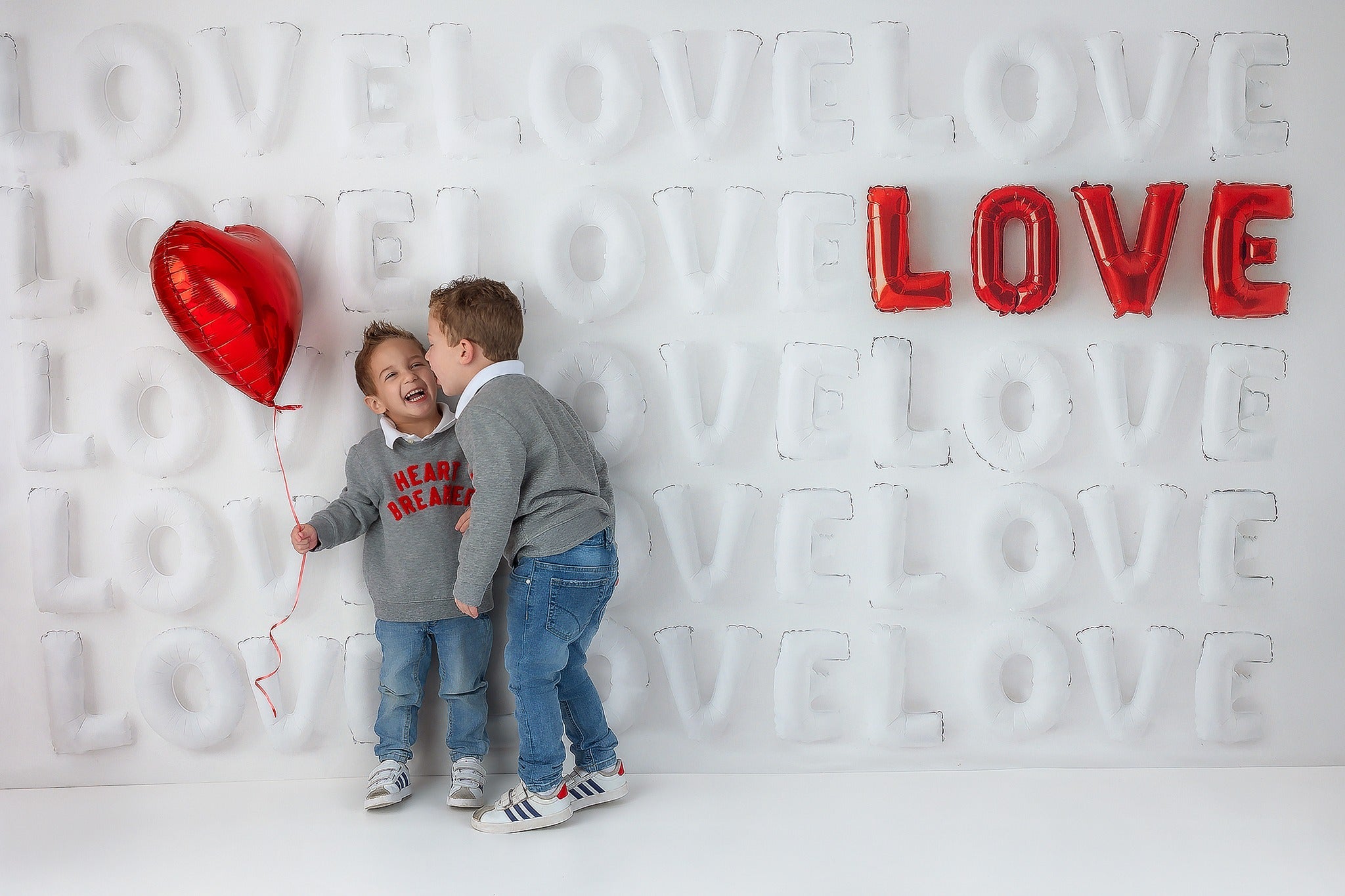 Toile de fond Saint-Valentin Lettres d’Amour Blanches Rouges MRR9-53