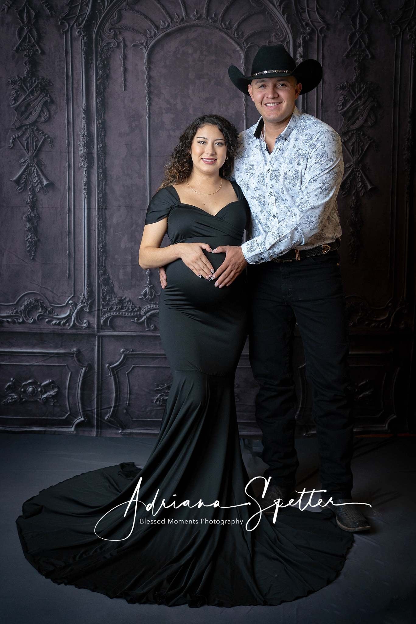 Fond vintage Mur vintage noir orné Fond mural rétro MRR10-38