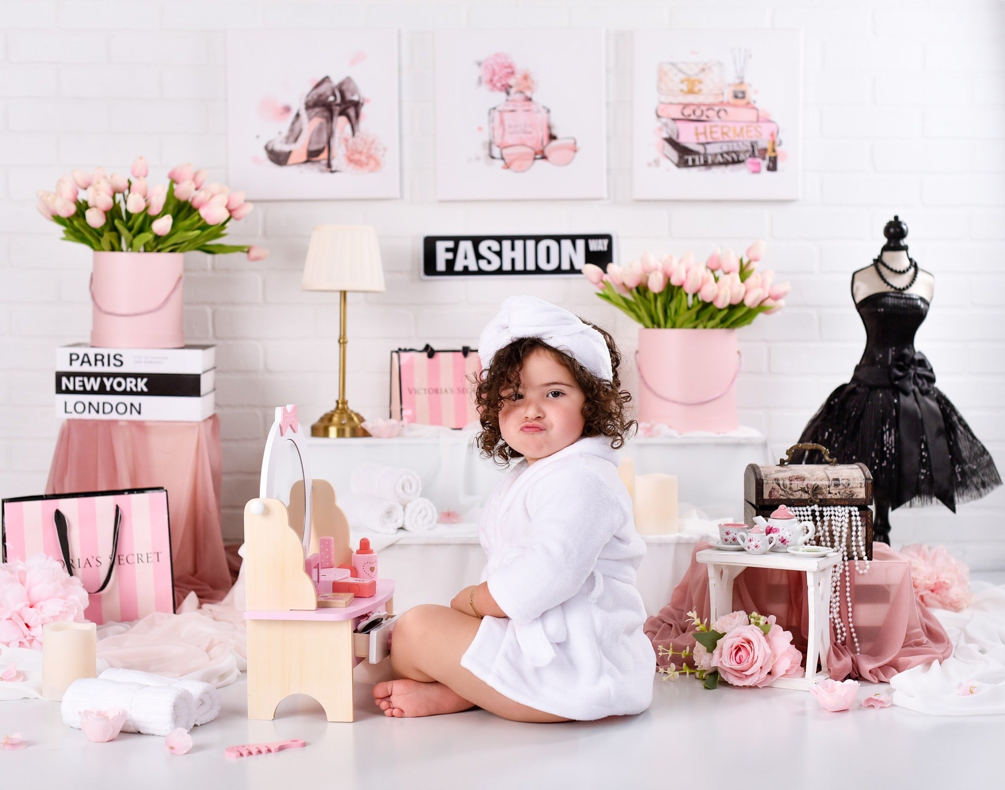 Toile de fond Mode Talons Parfum Livres Déco Bébé MRR9-21