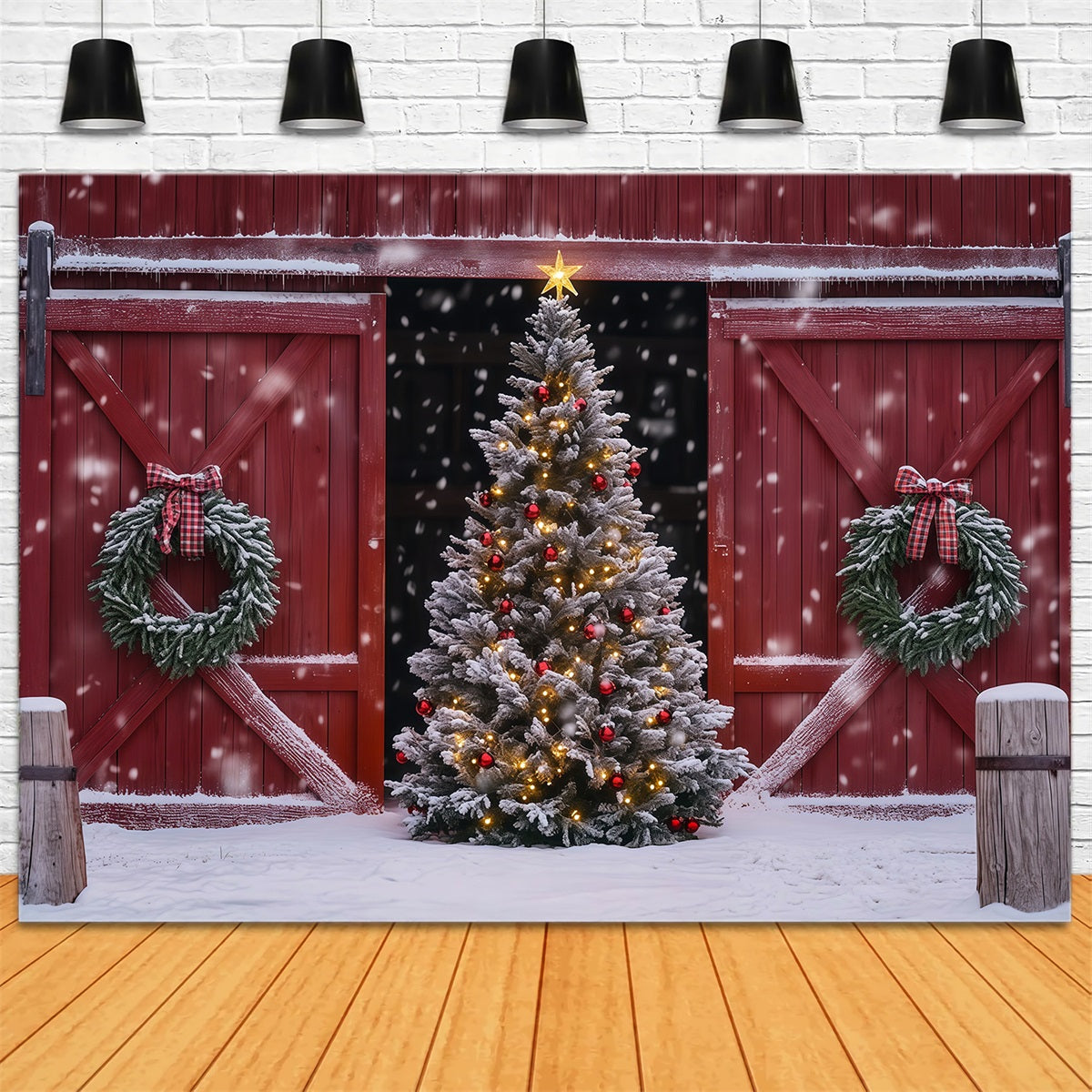 Décor De Porte De Grange De Noël Couronne De Sapin De Grange Enneigée Décors De Noël Professionnels RR69-41