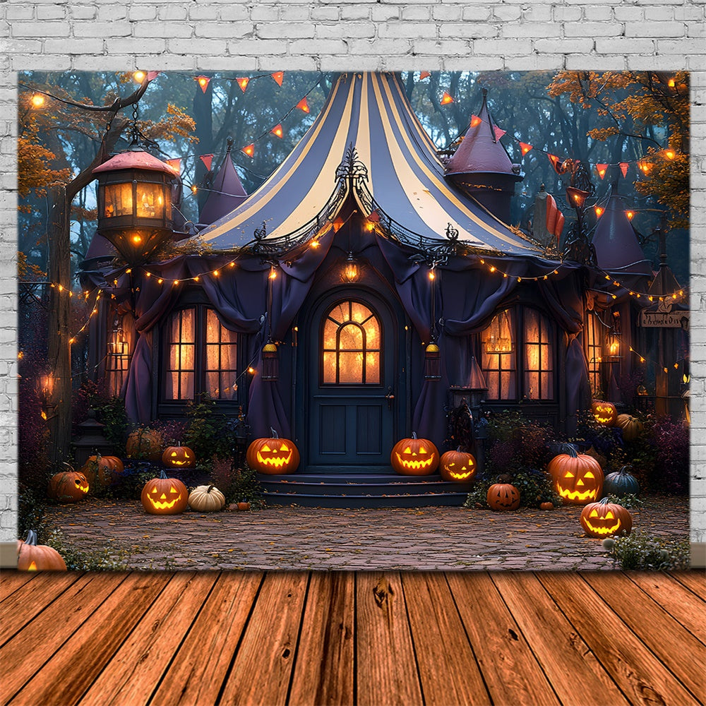 Toile de Fond Tente Enchantée avec Lanternes Citrouilles d'Halloween RR8-380