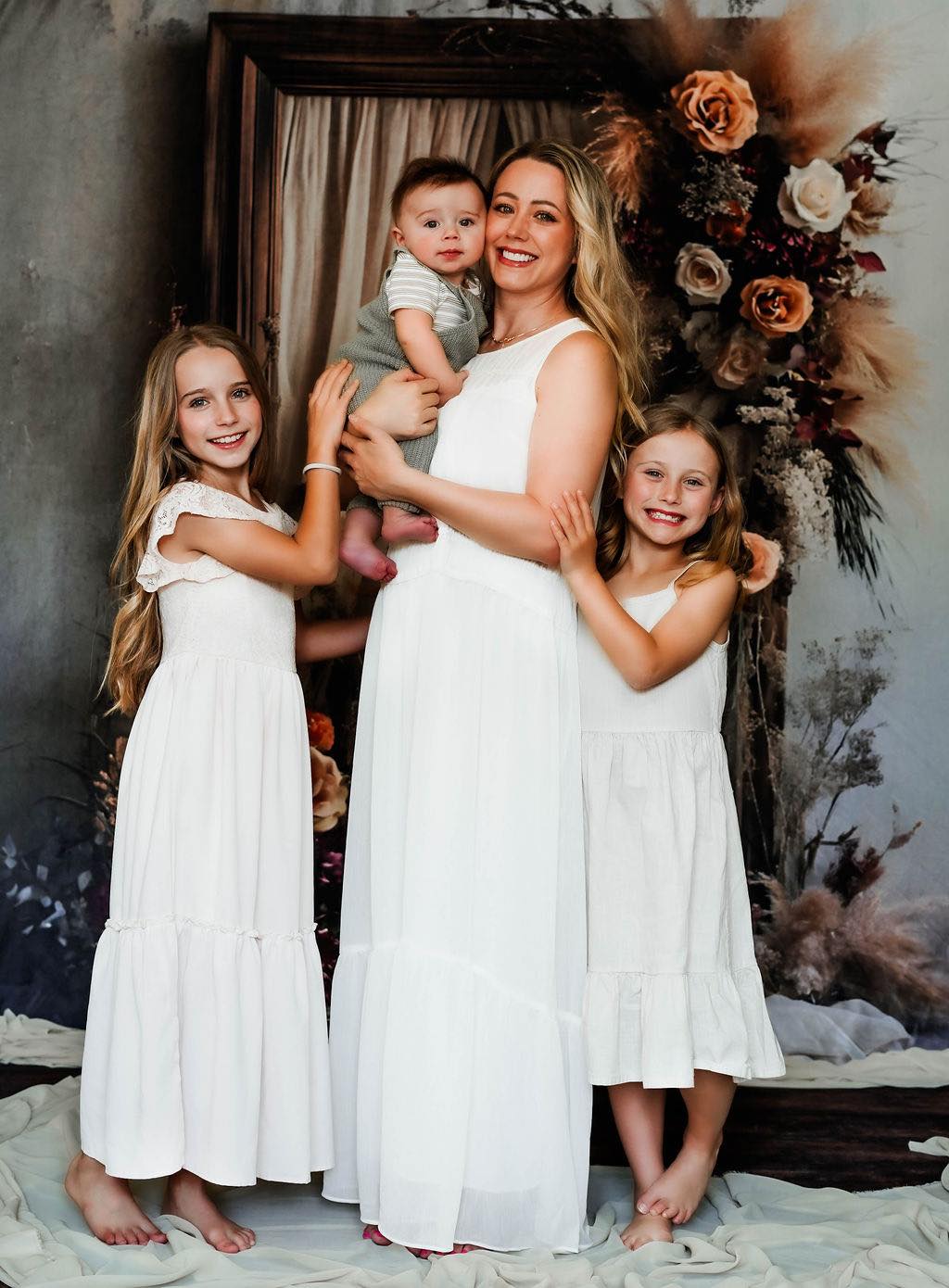 Toile de Fond Cadre en Bois avec Fleurs Bohèmes Luxuriantes RR8-520