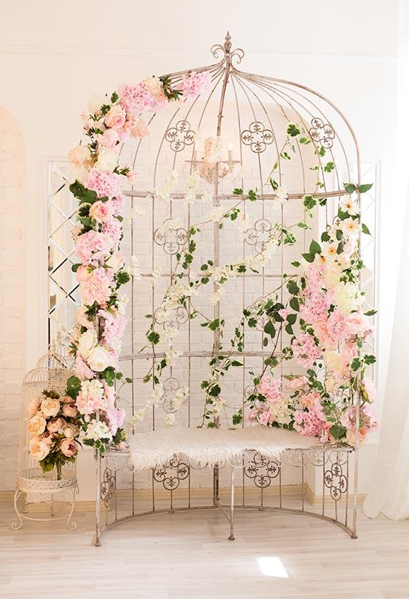 Beautiful Flowers Decorated Cage Backdrops for Photo Shoot LV-215